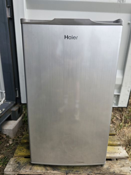 Lodowka Haier 85x48x45 jak nowa