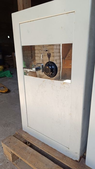 Sejf wrzutowy pakiet