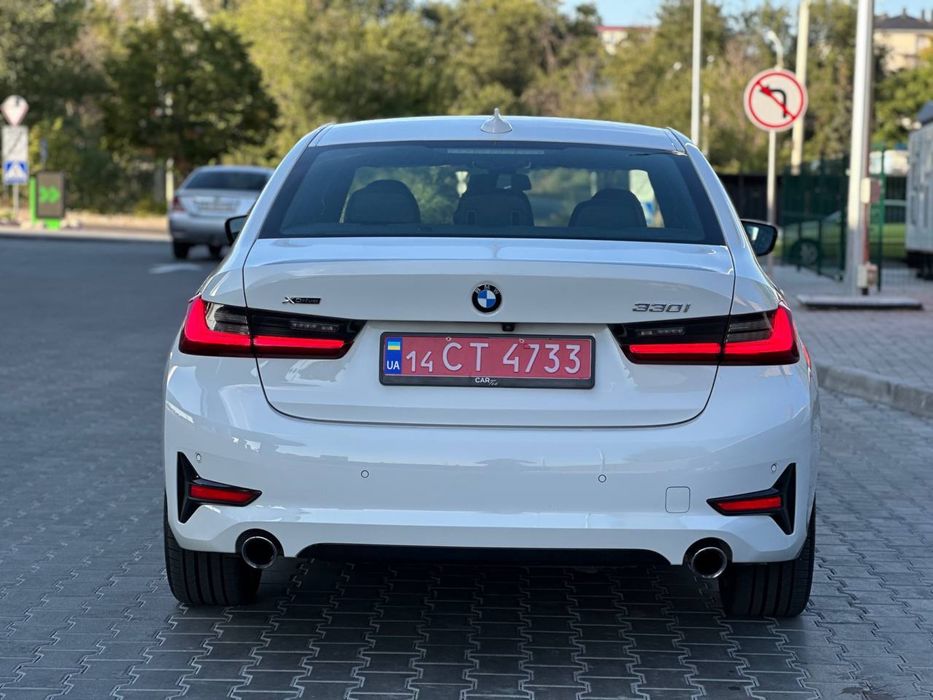 BMW G20 330 2021
