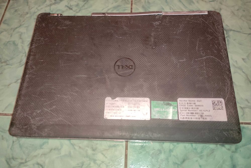 Dell Precision 7520 корпус