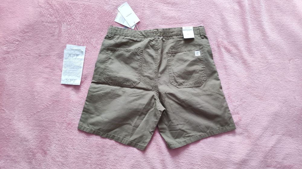 Шорты Bermudas фирмы Springfield 42