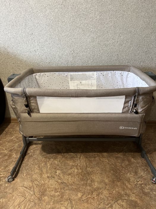 Kinderkraft приставне ліжечко-люлька