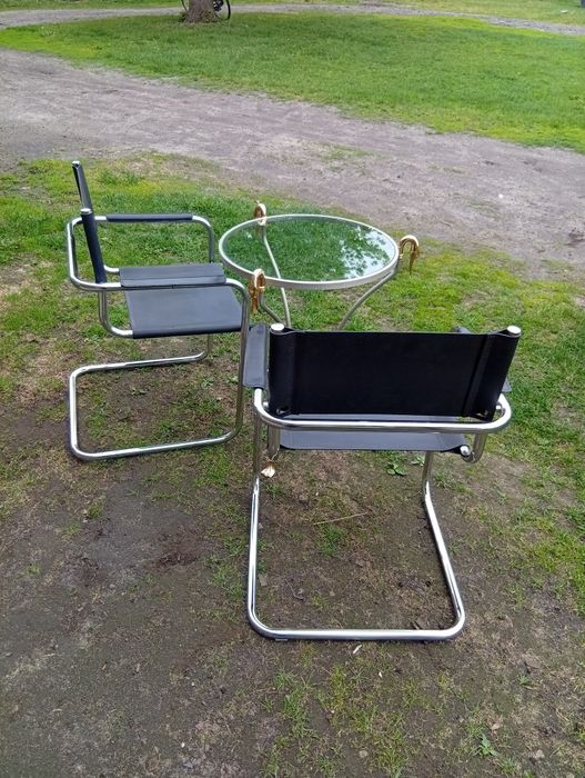 Krzesła Bauhaus skóra, chrom 2 szt.+ stolik