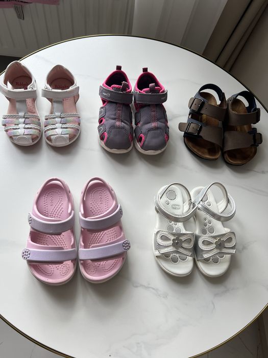 Дитяче взуття босоніжки сандалі superfit birkenstock chicco crocs