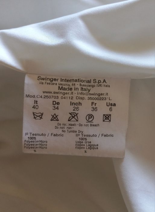 Женская куртка Roccobarocco белого цвета с мехом, оригинал, Италия