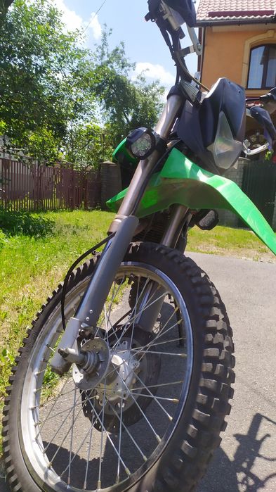 Продаю мотокрос Shineray 150