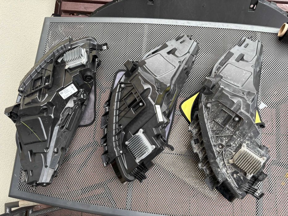 В наявності! Фара передня права та ліва Tesla model 3/Y