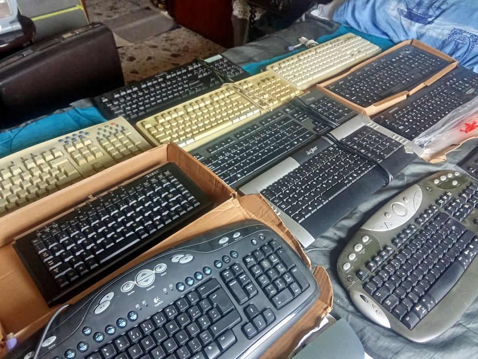 Teclados PC vários