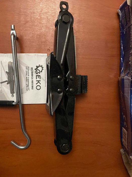 Podnośnik Lewarek samochodowy Warszawa Bemowo