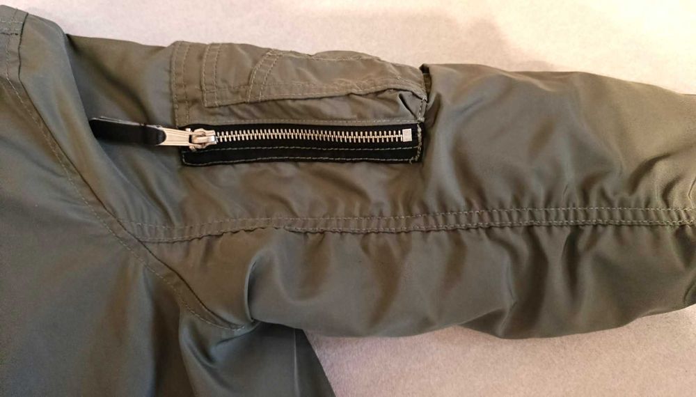 Sprzedam kurtkę tzw. BOMBERKA