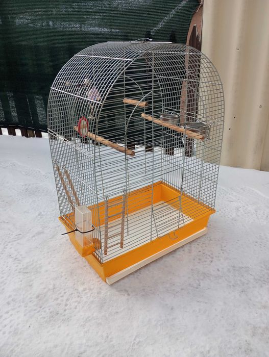 Продам клетку для птицы