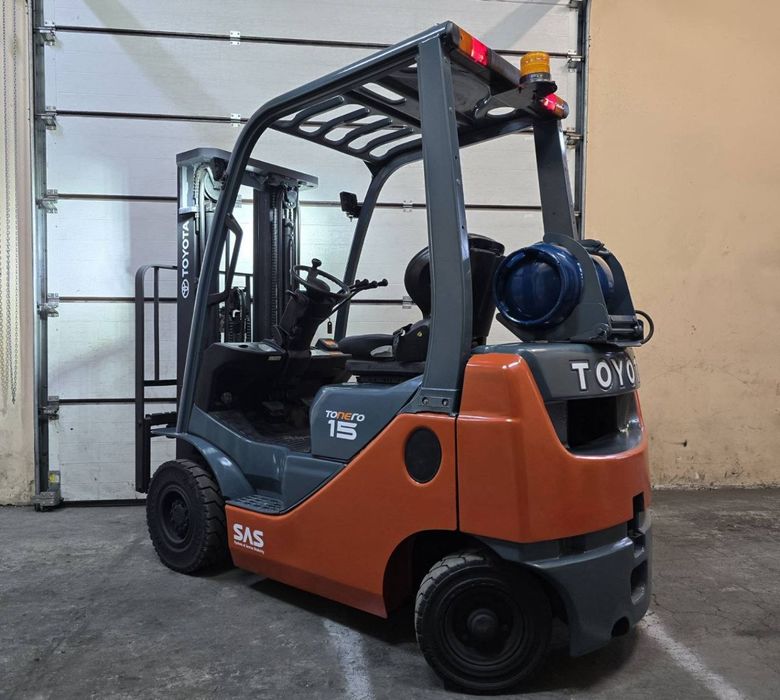 Навантажувач вилковий, газовий 1.5 тонн
Toyota 02-8FGF15