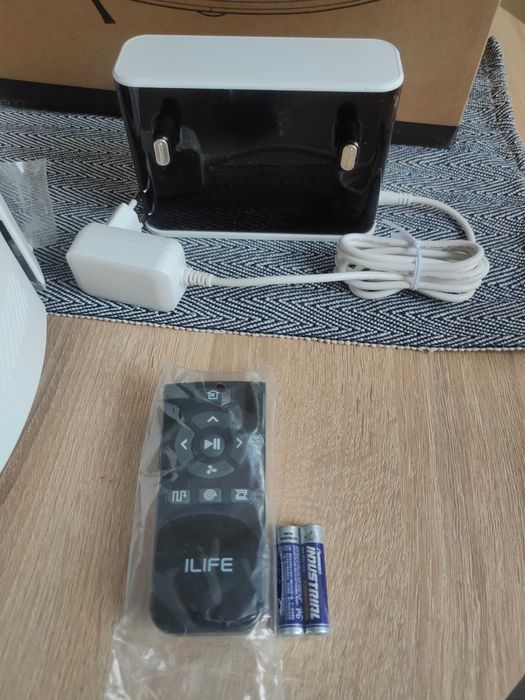 Robot sprzatajaco-mopujący Ilife V20