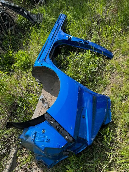 Четверть, деталі кузова для Nissan Leaf запчастини/РОЗБОРКА