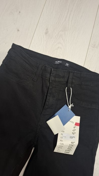 Spodnie jeansowe r.36 Sinsay NOWE