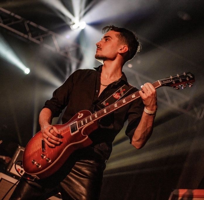 Lekcje gry na gitarze