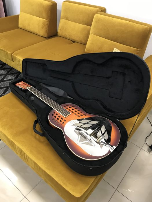 Gitara rezofoniczna Baton Rouge