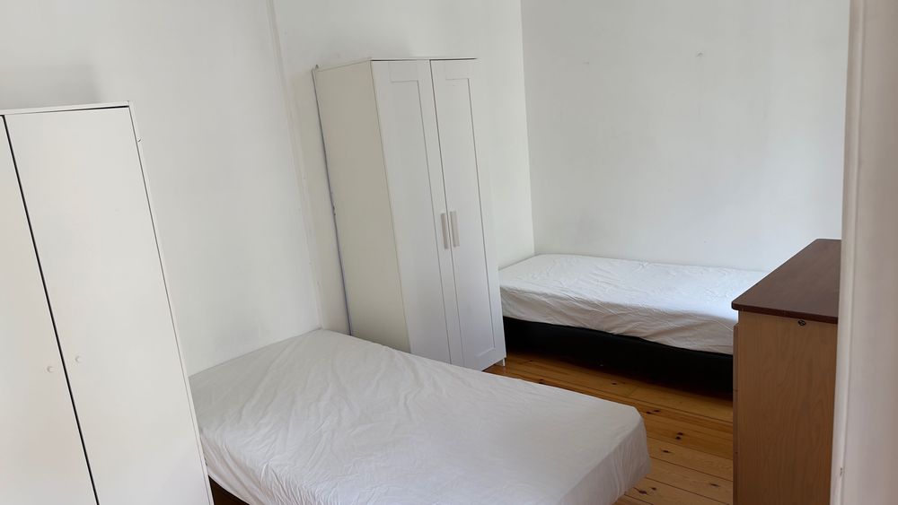 Quarto partilhado marques pombal