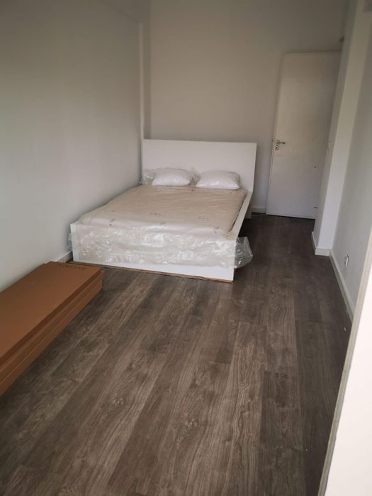 Quarto para alugar em Queluz a 6 minutos da estação de comboio