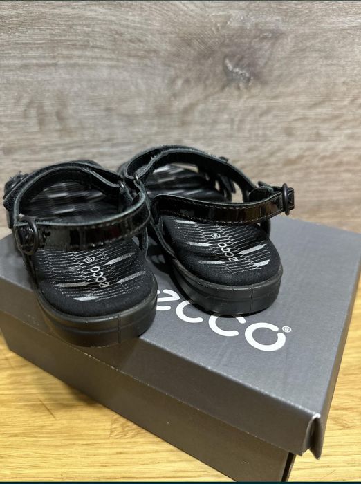 Босоножки сандалии Ecco