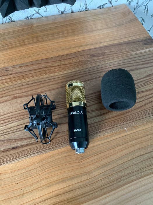 Продам студійний мікрофон для звукозапису з попфільтром та павутиною д