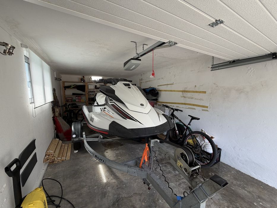 Yamaha VX Deluxe | 172,9h | Atrelado | Capa | Revisões em dia
