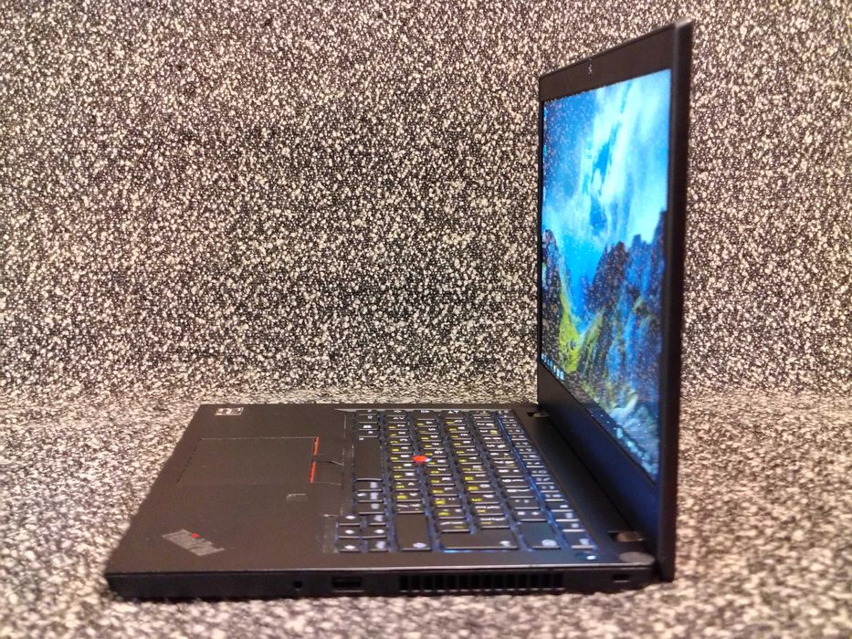 Lenovo ThinkPad L14 Gen1 • AMD Ryzen 7 PRO|16|256|LTE|Radeon RX Vega 7