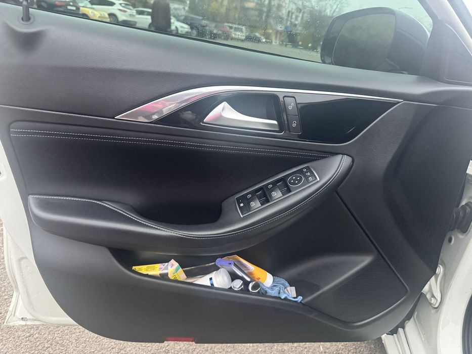 Инфините Qx30. 2017