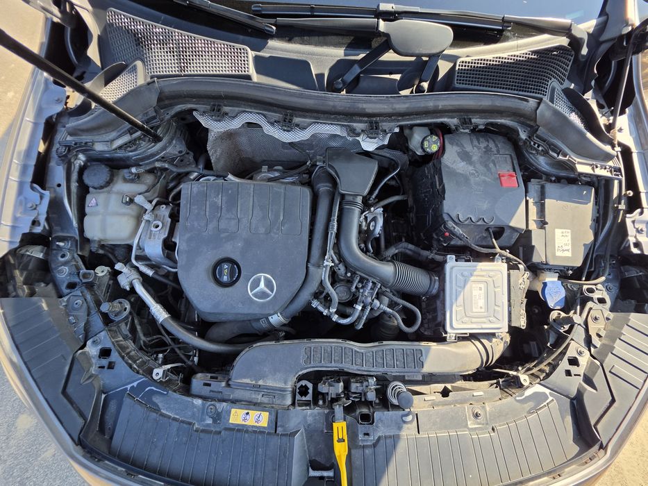 Mercedes-Benz GLA-Class 2021