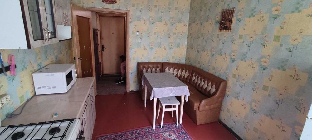 Продаж 3-кімнатної квартири (можливо під бізнес) — м. Обухів