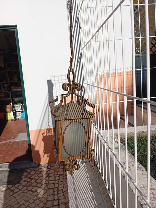 Candeeiro de tecto antigo estilo lanterna (vintage)