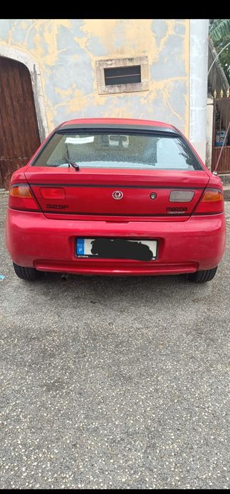 Mazda 323 F de 1995