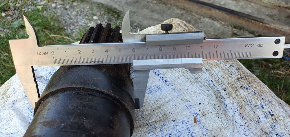 Вал - шестерня с редуктора механизма поворота автокрана КС3562Б