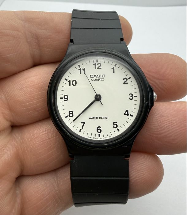 Zegarek Casio MQ -24