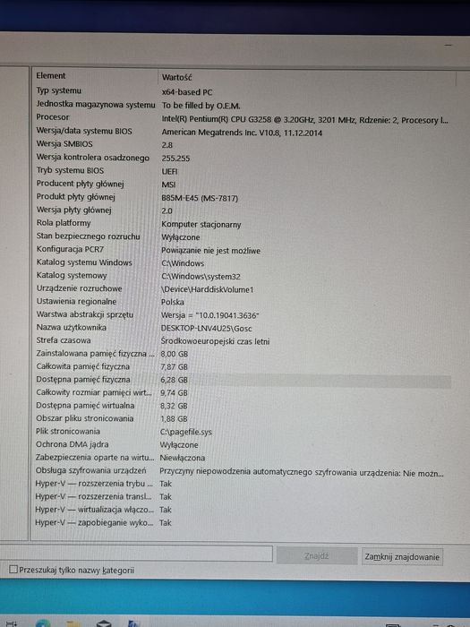 Sprzedam komputer z monitorem, klawiaturą i myszką.