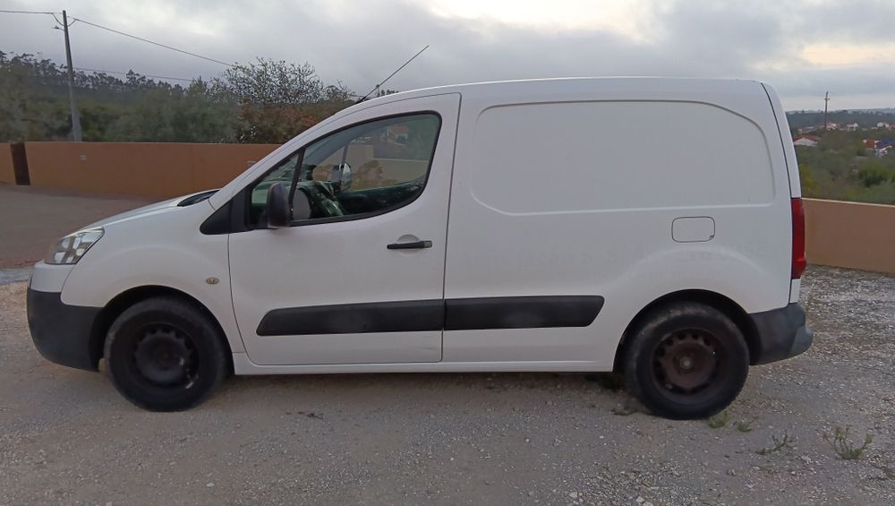 Peugeot partner em muito bom estado