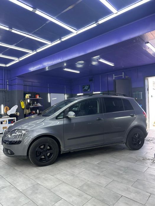продам авто volkswagen golf plus