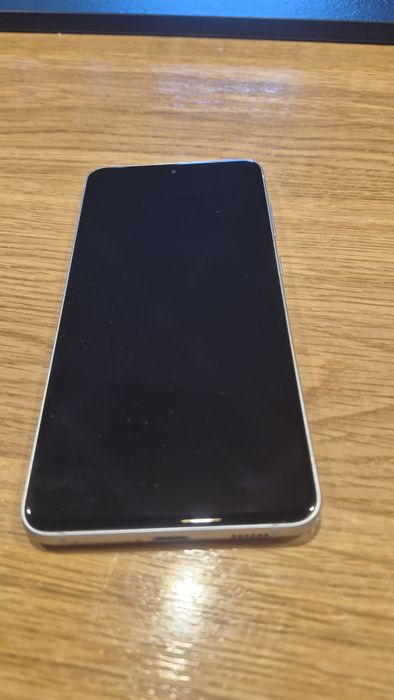 Samsung S21 FE 8G/ 256 GB Biały