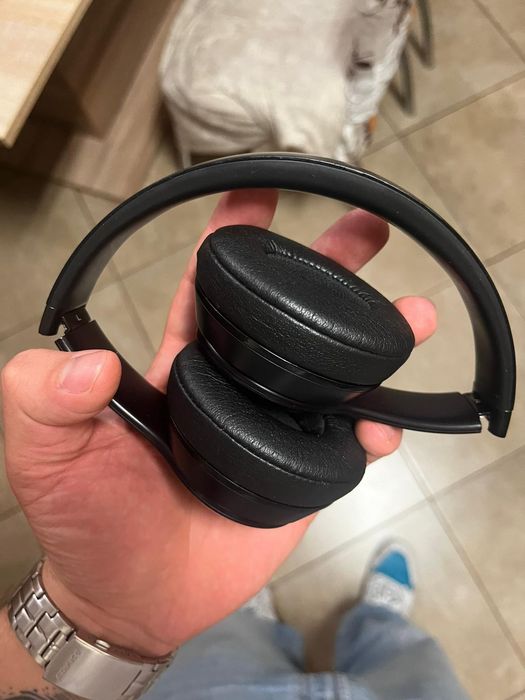 Headphones beats solo 3