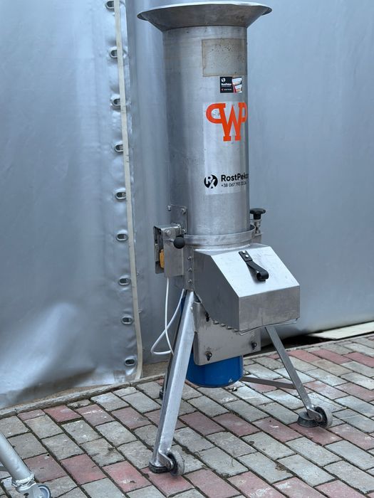 Подрібнювач для панірувальних сухарів з Німеччини WP