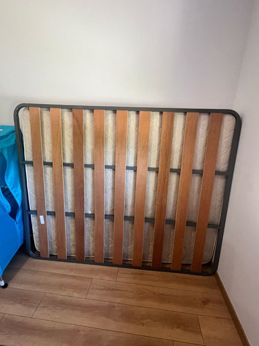 Cama em Otimo estado