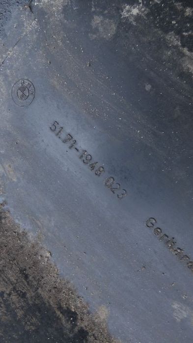 bmw e32  nakładka progowa  lewa 1948023