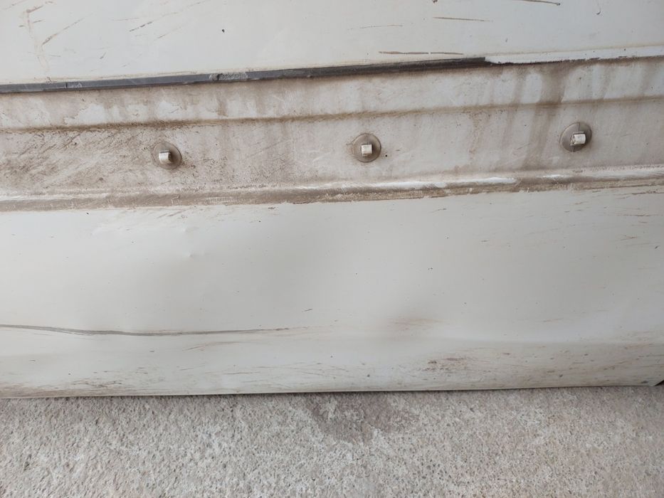 Дверка водійська фіат добло знизу умятина і царапина