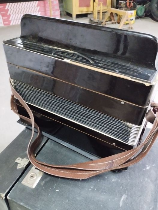 Продам гамонь ретро