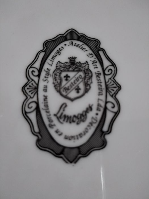 Prato Limogges  com flores