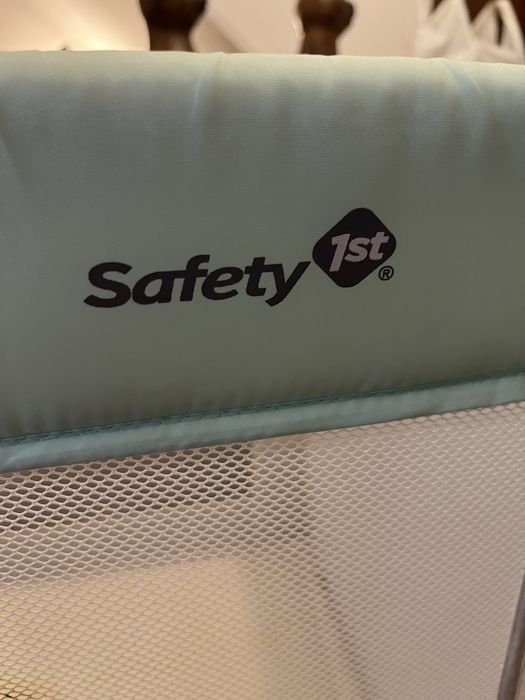 Cama de viagem safety pouco uso