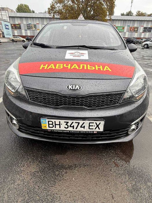 Автоінструктор | Курси водіння | Уроки водіння | Інструктор по водінню