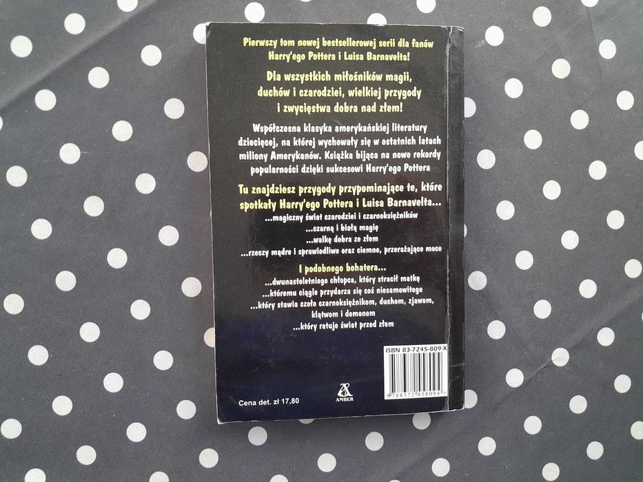 Johnny Dixon i klątwa błękitnego bożka John Bellairs