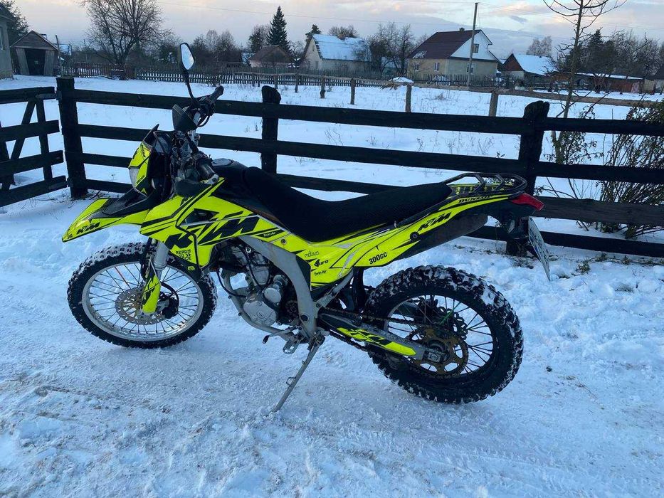 Продам мотоцикл лонкін 300