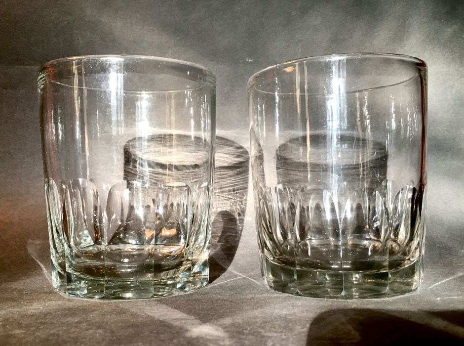 2 COPOS GRANDES - anos 80 - 11,2 x 9,5 cm/s